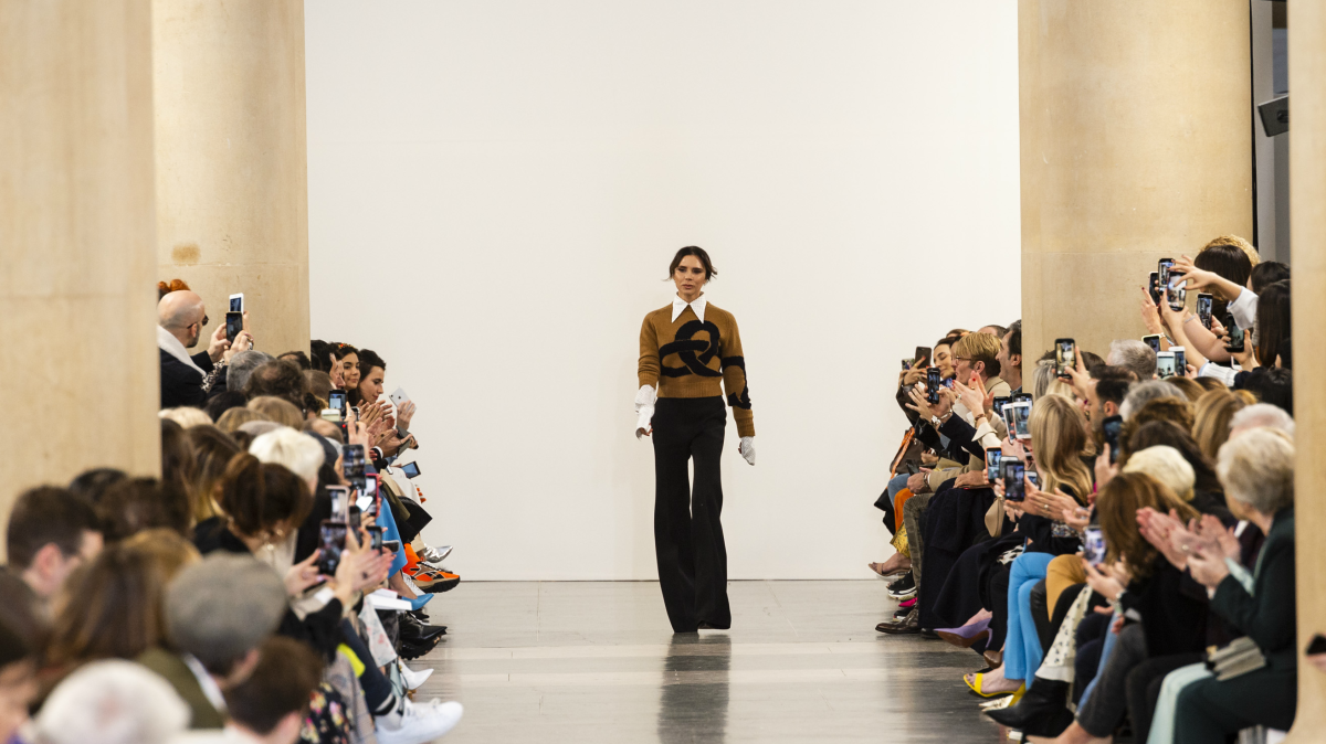 Victoria Beckham's Fall 2019 Collection Is Here to Fill the Old Céline ...