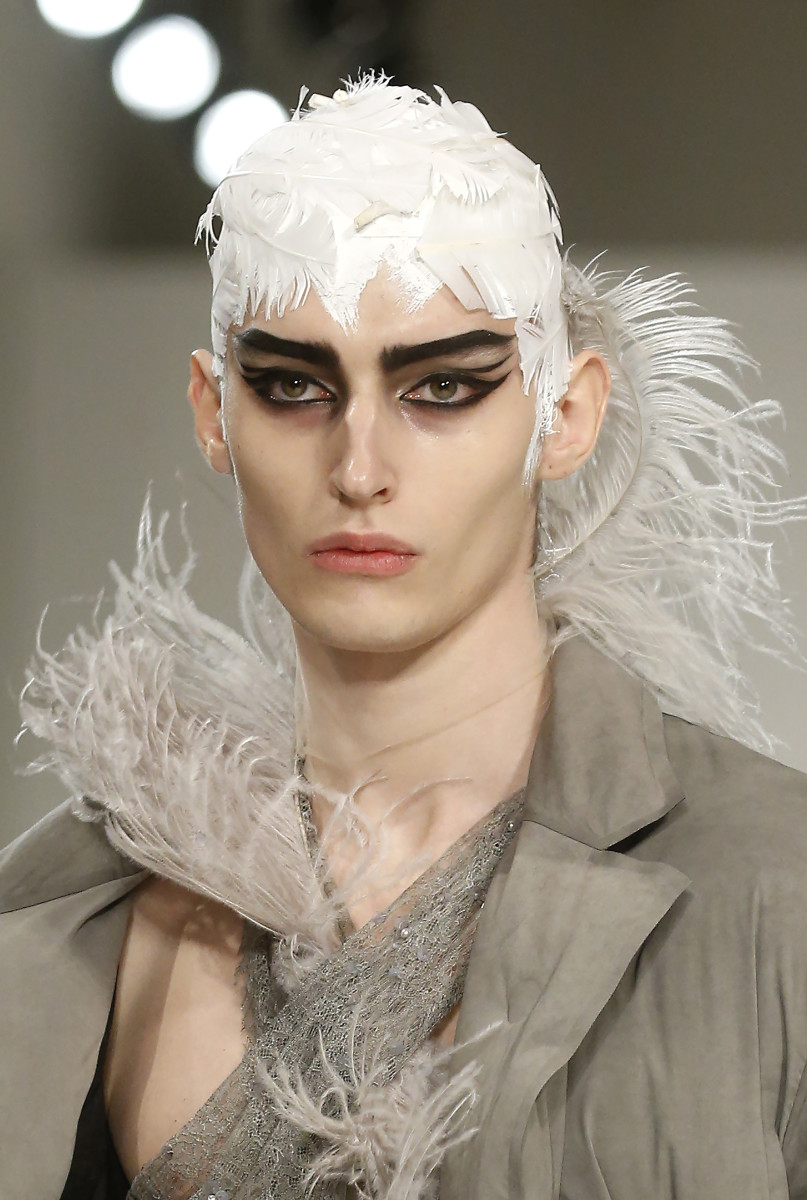 The beauty look from Maison Margiela's Fall 2019 show. Photo: Richard Bord/Getty Images
