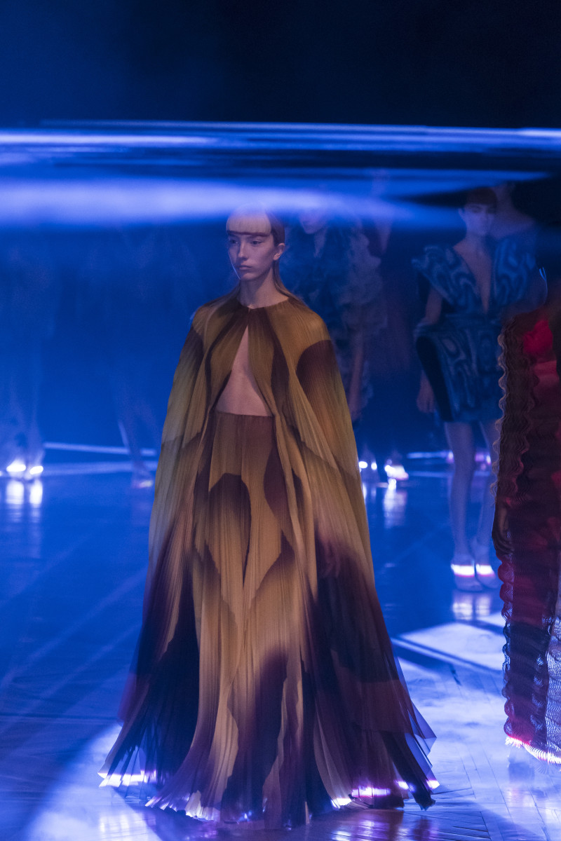 A look from the Iris van Herpen Spring 2019 couture collection. Photo: Imaxtree