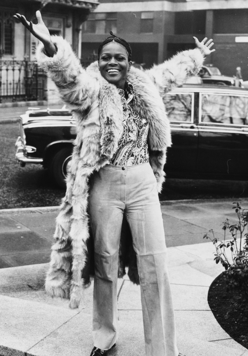 cicely-tyson-70s-outfit