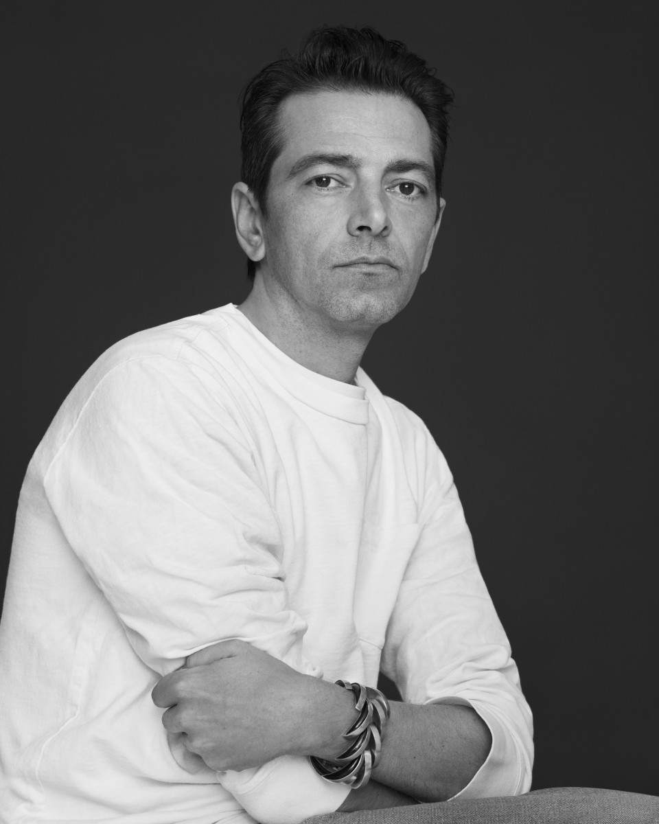 LVMH - Felipe Oliveira Baptista joins Kenzo as Creative Director. LVMH is  glad to announce the appointment of Felipe Oliveira Baptista as the new  Creative Director at @Kenzo, marking a new chapter