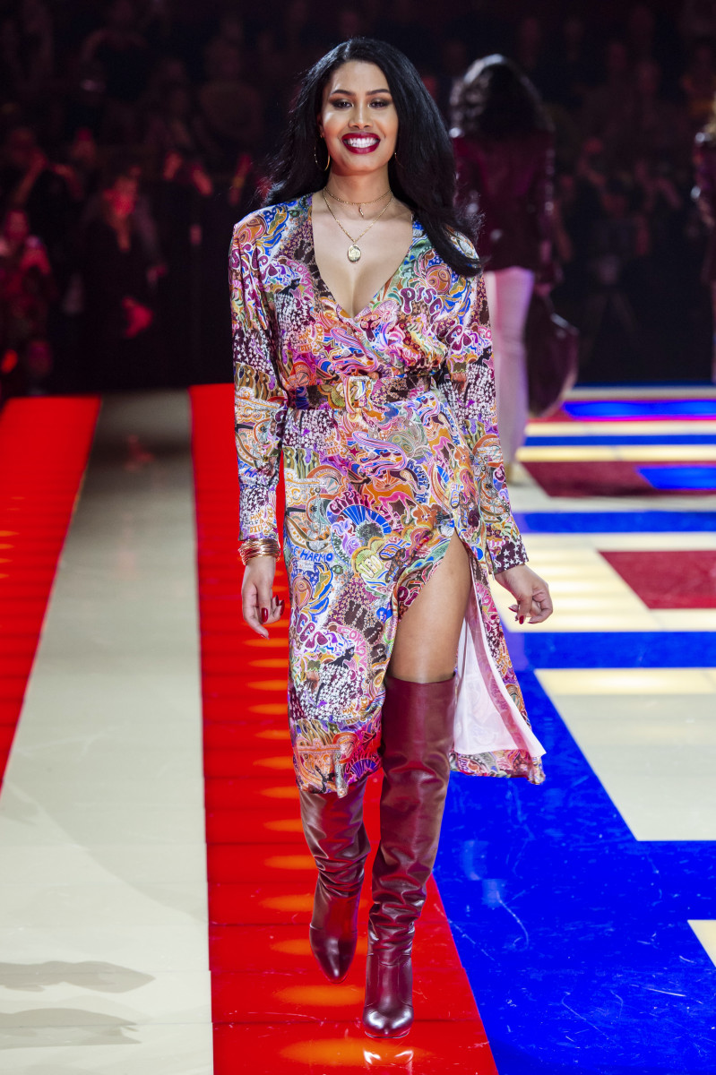 Bloom walking the Tommy Hilfiger x Zendaya runway during Paris Fashion Week.