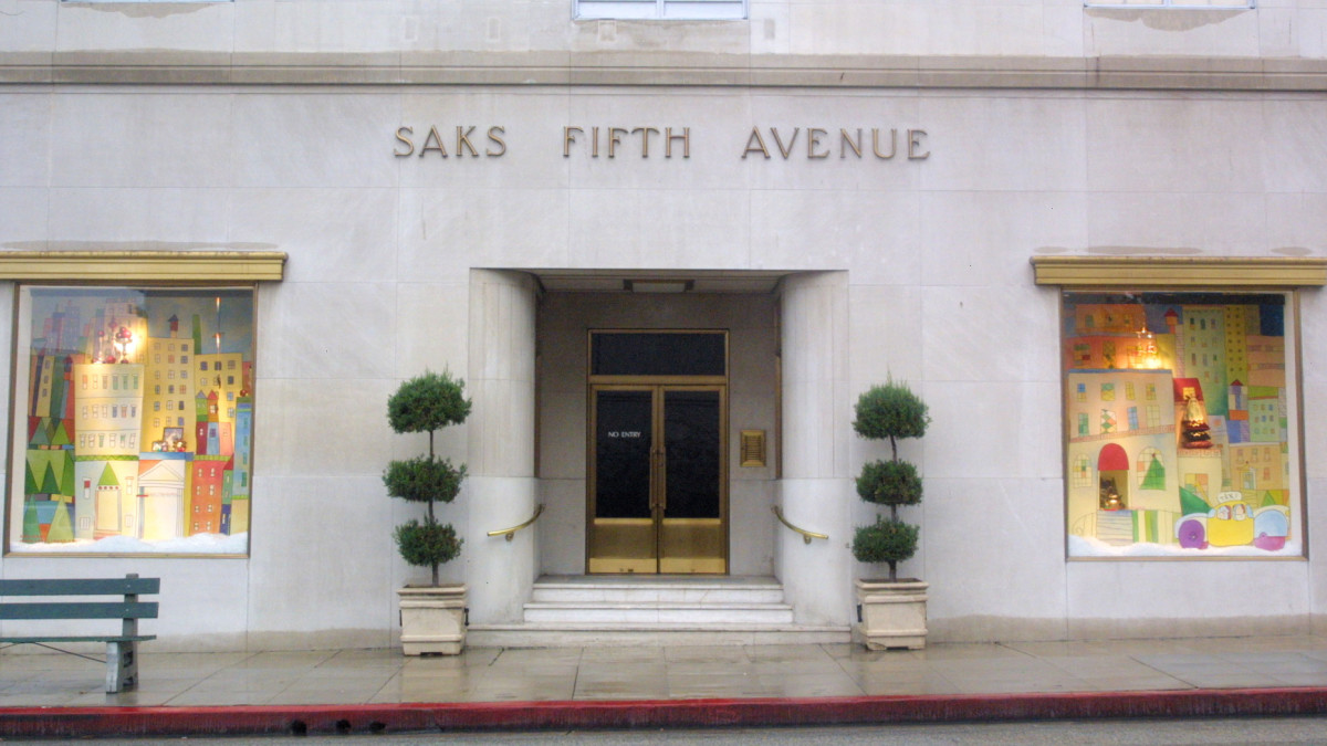 Saks Fifth Avenue PHX Visual @saksphoenixvisual Contemporary Week