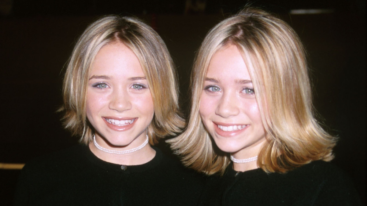 Great Outfits in Fashion History (Beauty Edition): Mary-Kate and Ashley ...