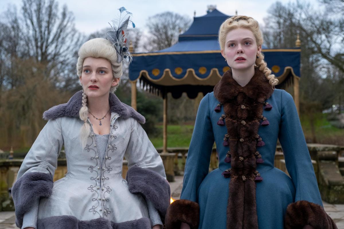 Queen of Sweden and Catherine (Elle Fanning).