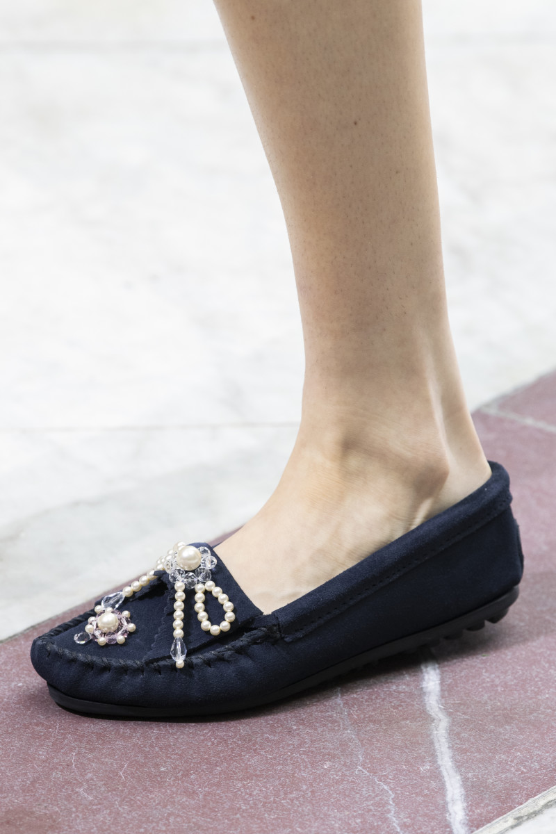 Fashionista's Favorite Shoes From the London Spring 2022 Runways