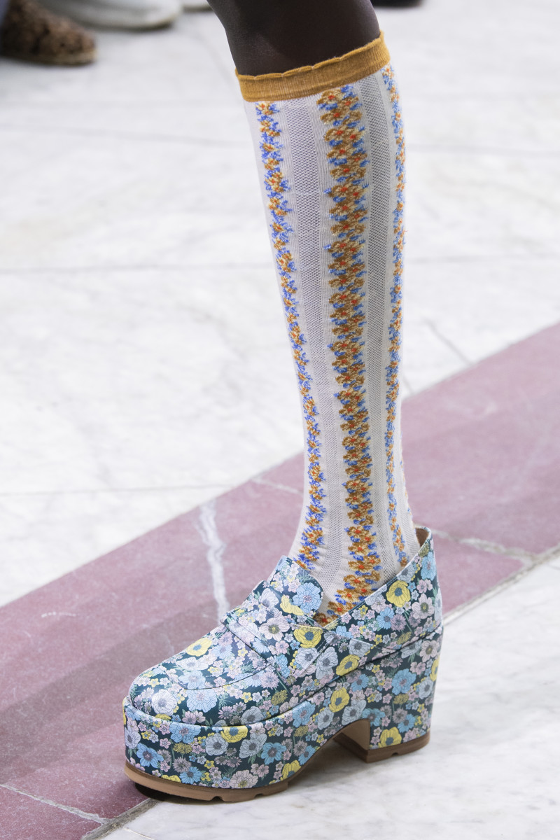 Fashionista's Favorite Shoes From the London Spring 2022 Runways