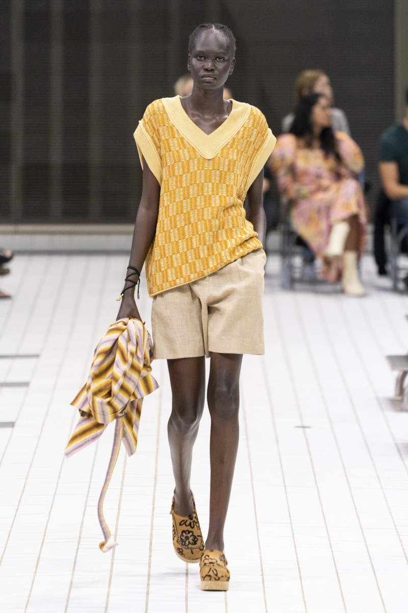 Fashionista's Favorite Shoes From the London Spring 2022 Runways