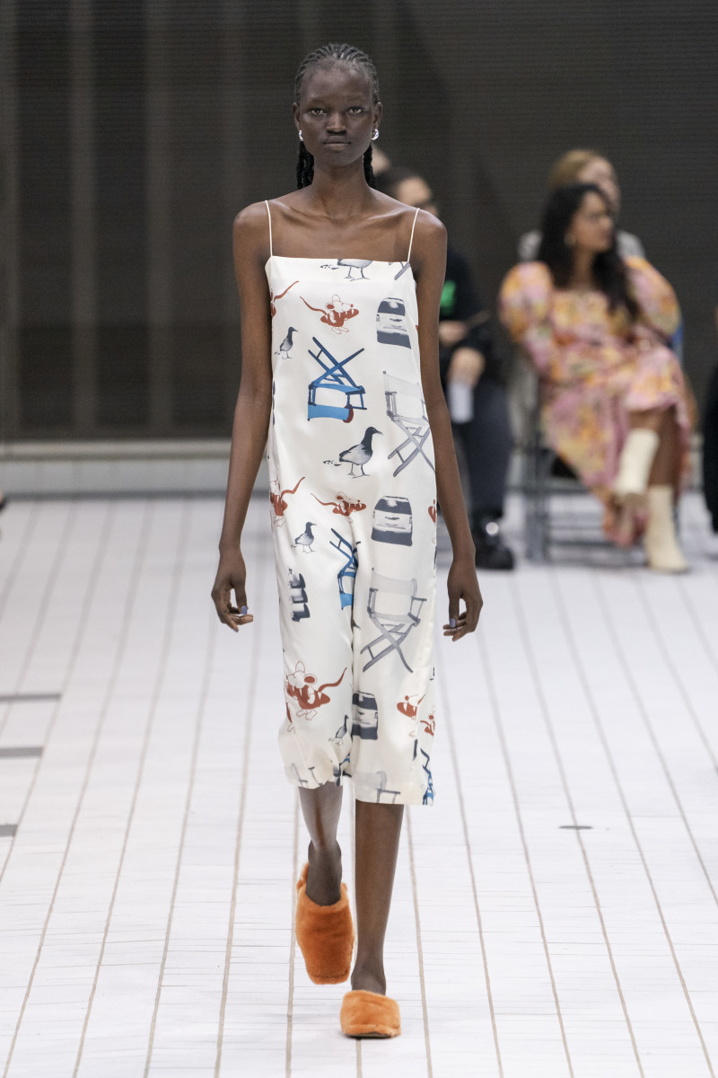 Fashionista's Favorite Shoes From the London Spring 2022 Runways