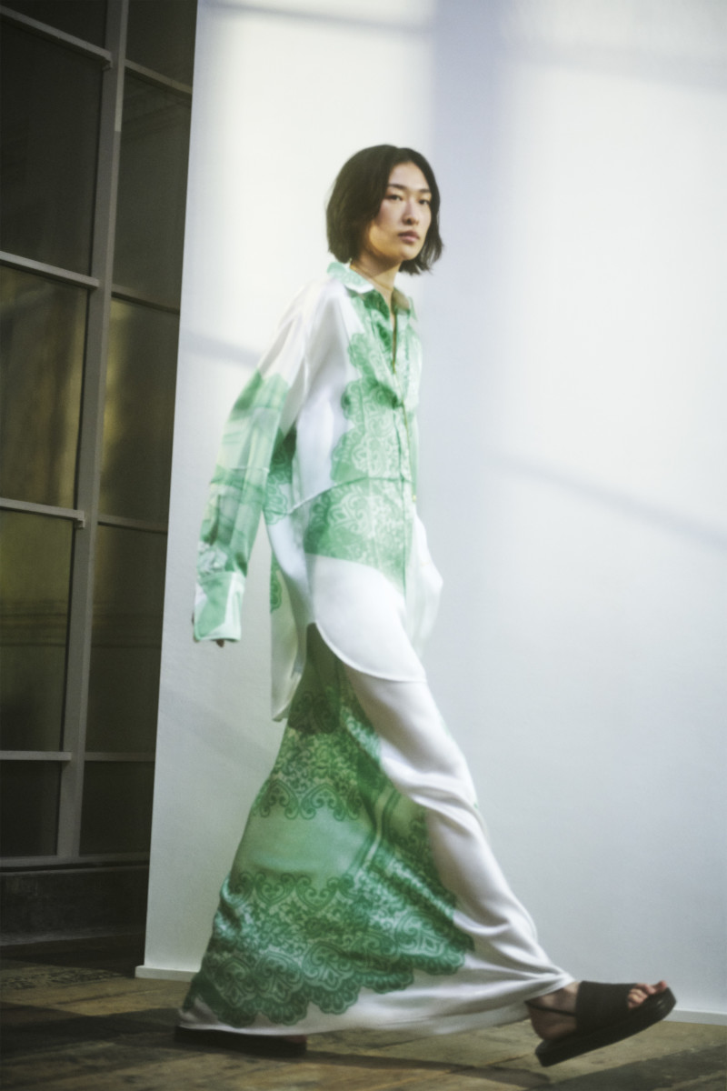 Fashionista's Favorite Shoes From the London Spring 2022 Runways