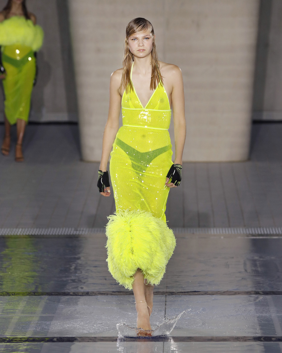 7 Top Trends From the London Spring 2022 Runways