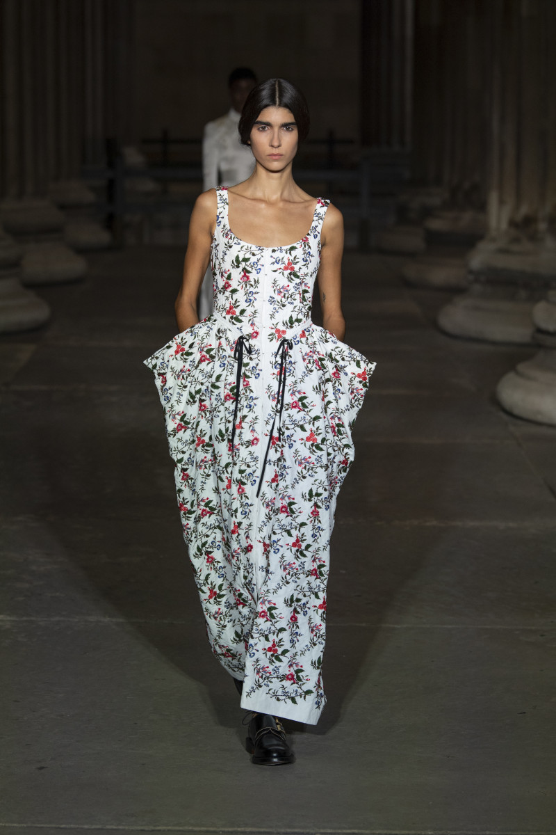 7 Top Trends From the London Spring 2022 Runways