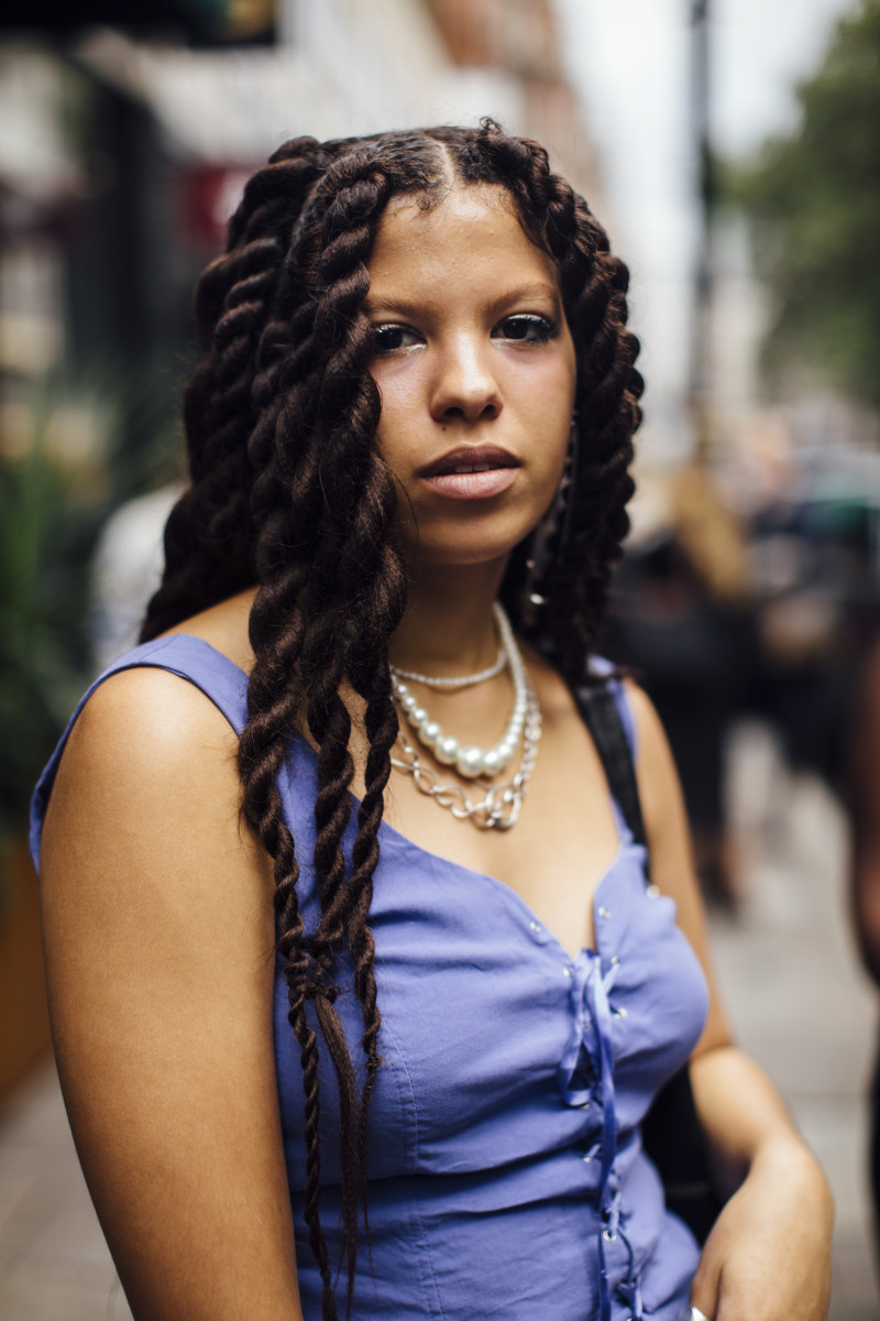 The 21 Best Beauty Looks From London Fashion Week Street Style