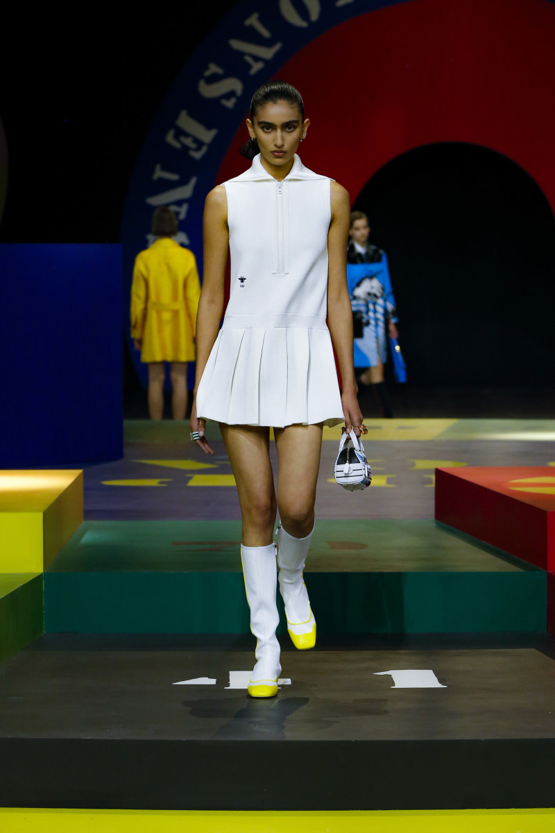Dior's Spring 2022 Collection Pays Tribute to Its Swinging '60s Past
