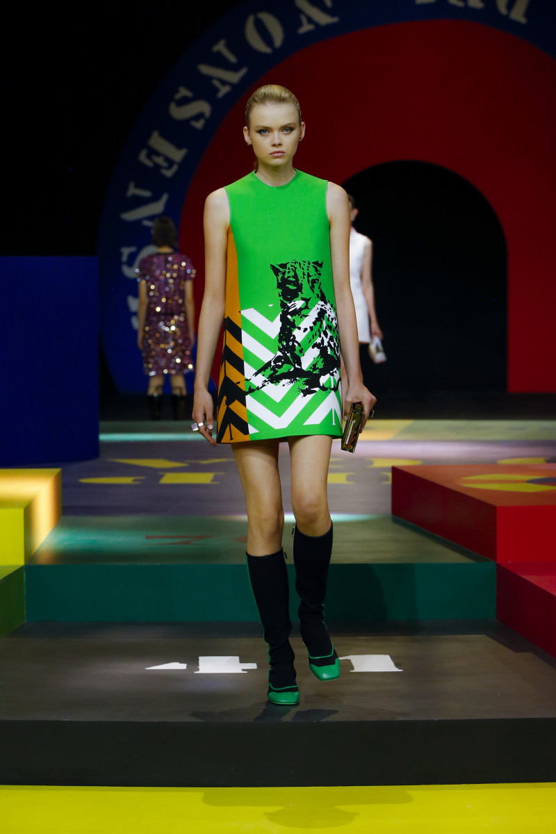 Dior's Spring 2022 Collection Pays Tribute to Its Swinging '60s Past