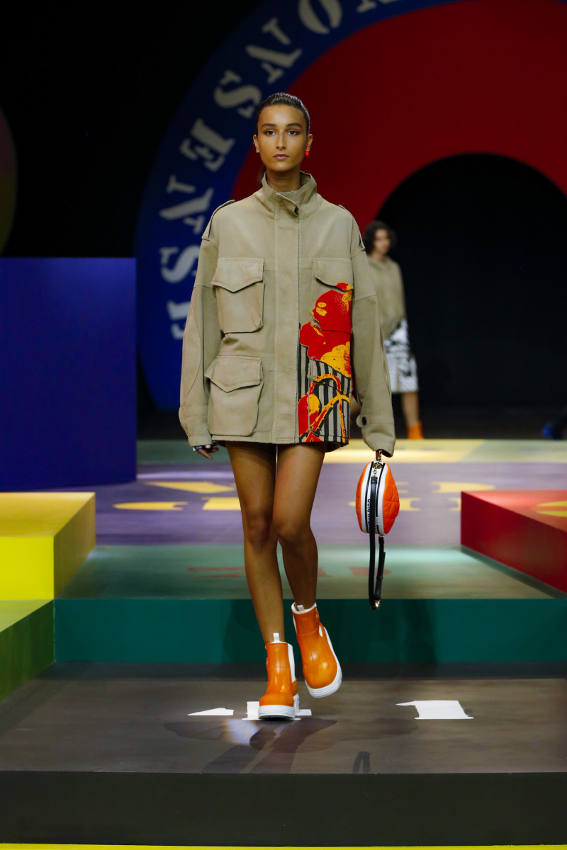 Dior's Spring 2022 Collection Pays Tribute to Its Swinging '60s Past