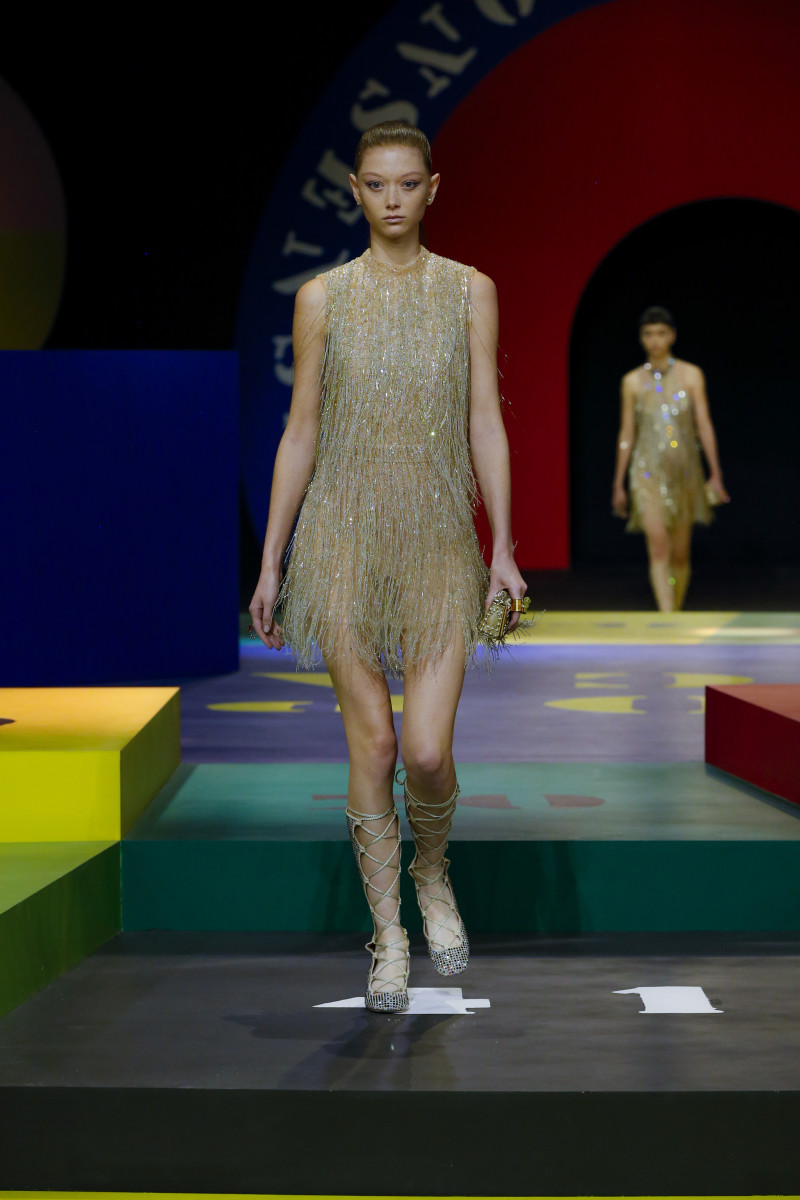 Dior's Spring 2022 Collection Pays Tribute to Its Swinging '60s Past
