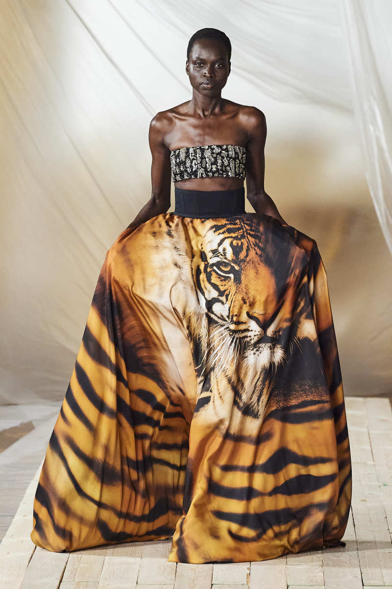According to the Fashion Week Runways, This Is the Stand-Out Animal Print For Spring 2022