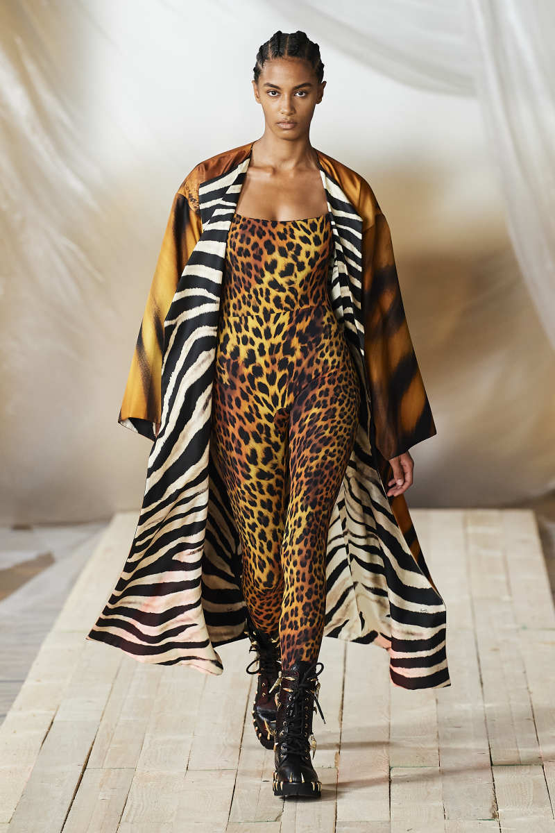 According to the Fashion Week Runways, This Is the Stand-Out Animal Print For Spring 2022