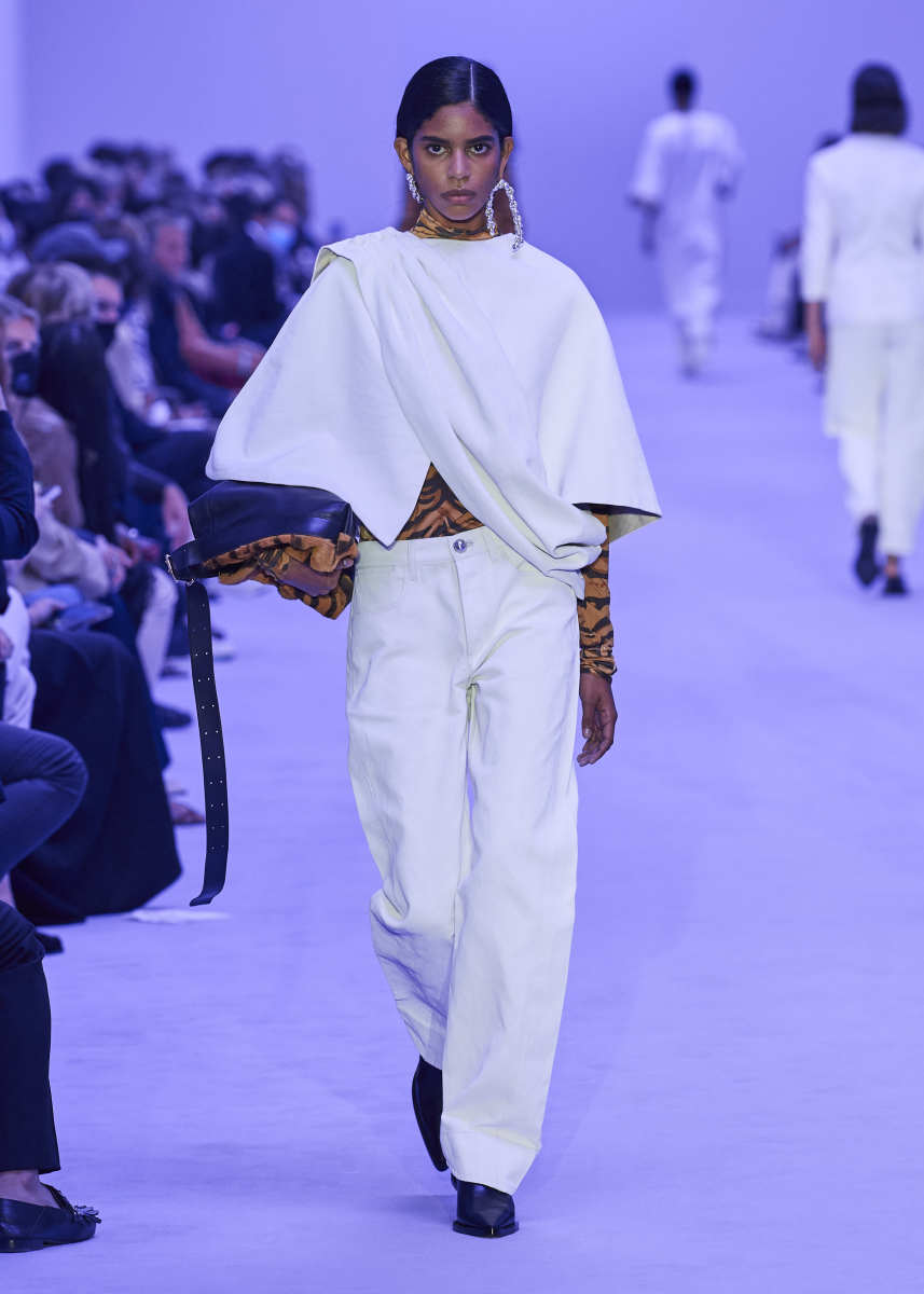 According to the Fashion Week Runways, This Is the Stand-Out Animal Print For Spring 2022