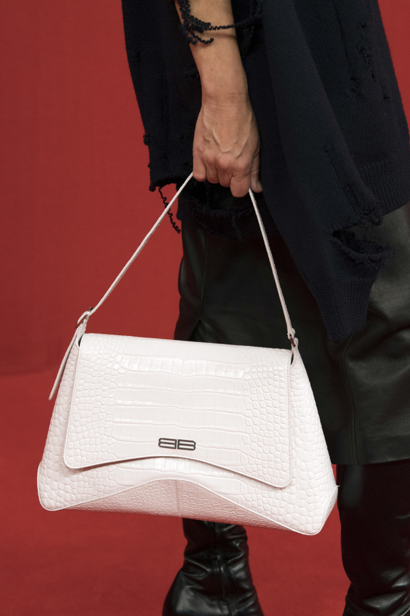 Fashionista's Favorite Bags From the Paris Spring 2022 Runways