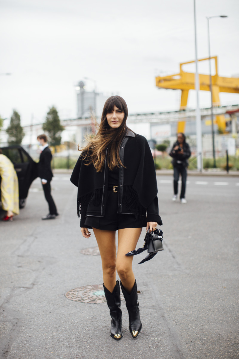 The Best Street Style Looks From Paris Fashion Week Spring 2022