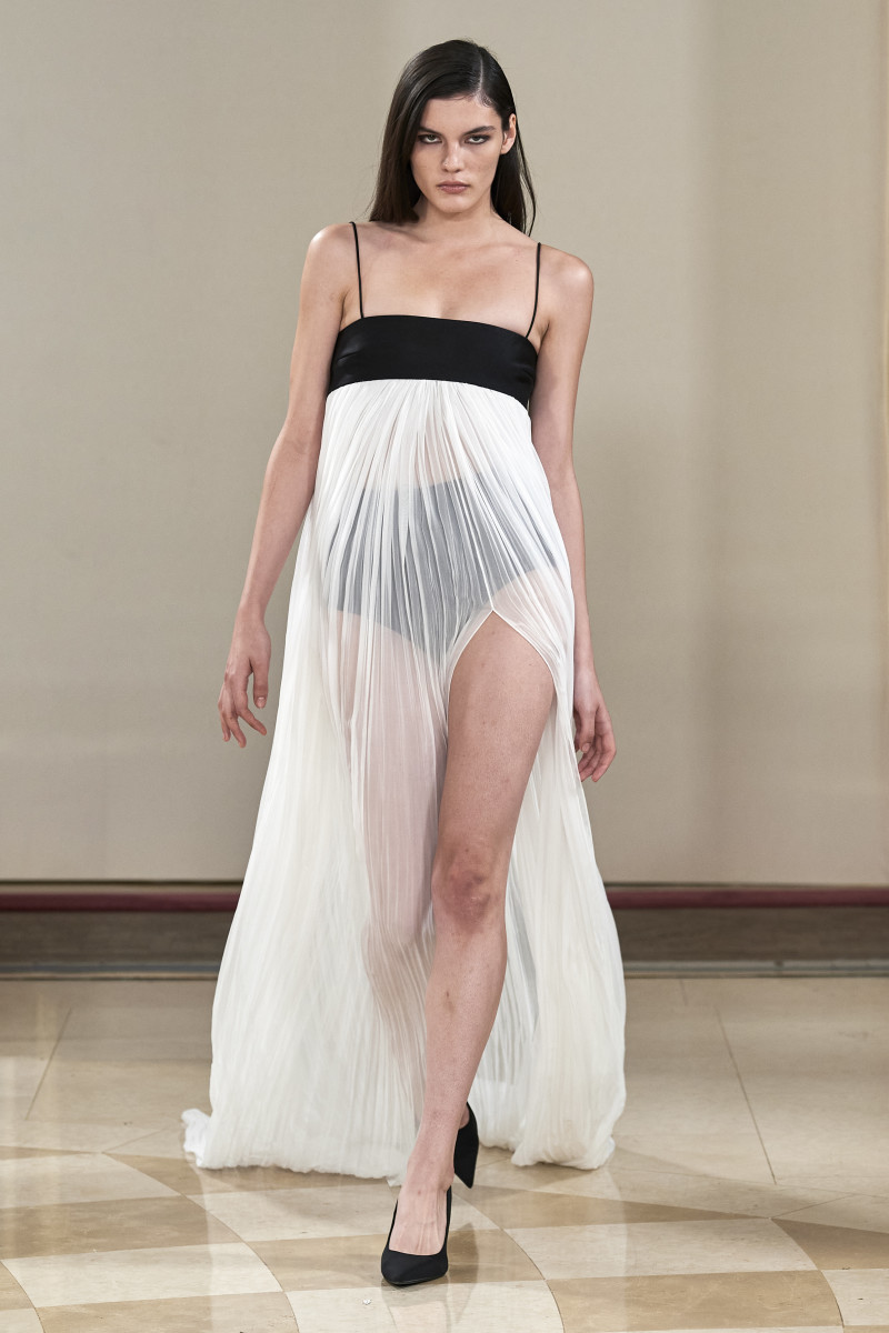 Fashionista's Favorite Spring 2022 Collections From Paris Fashion Week