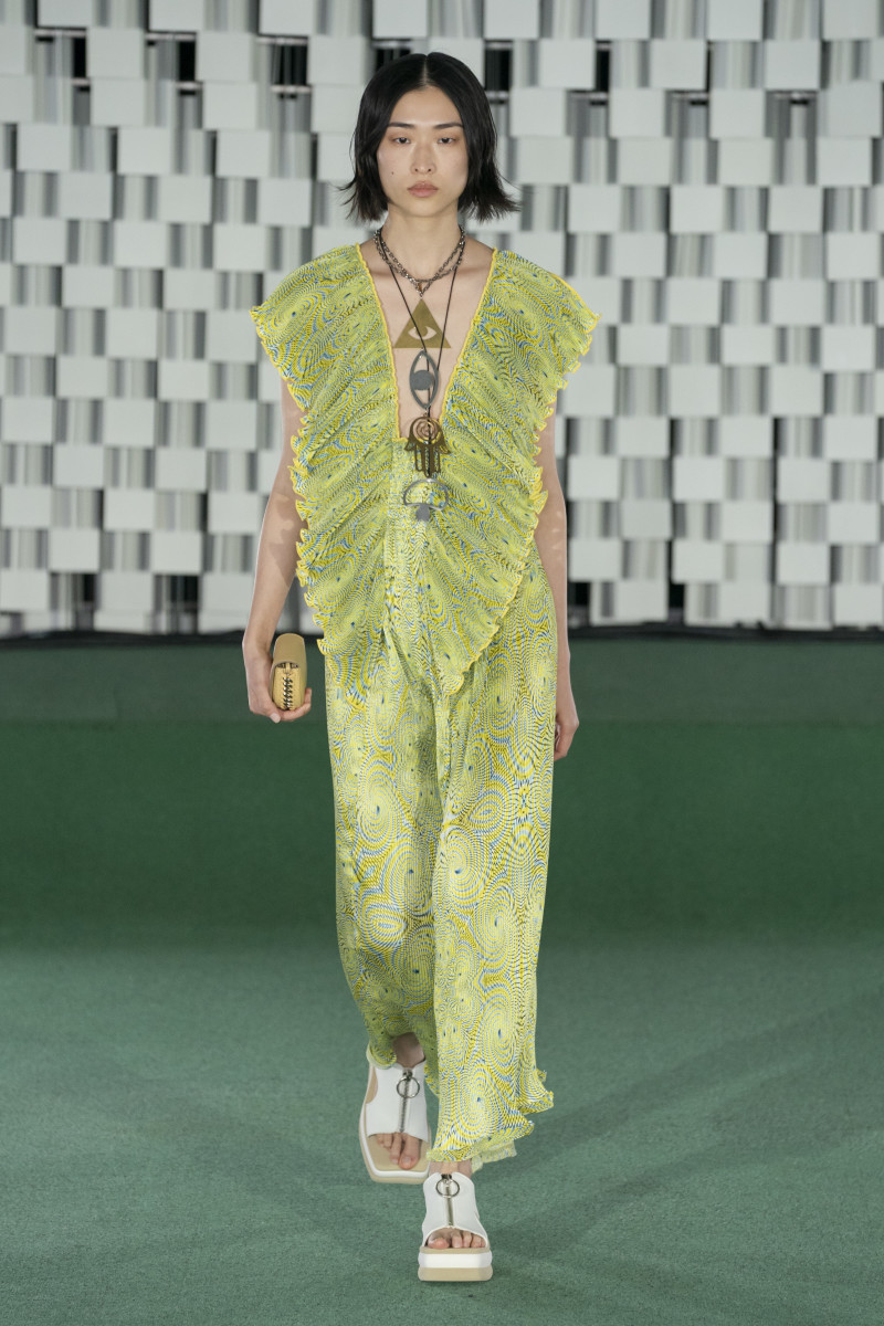 Fashionista's Favorite Spring 2022 Collections From Paris Fashion Week