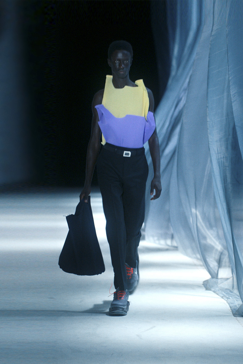 Fashionista's Favorite Spring 2022 Collections From Paris Fashion Week
