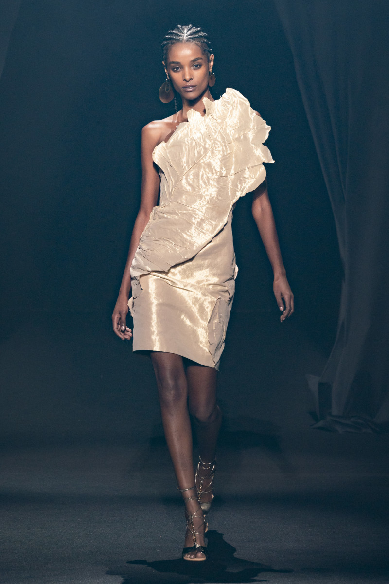 Fashion Pays Tribute to Alber Elbaz