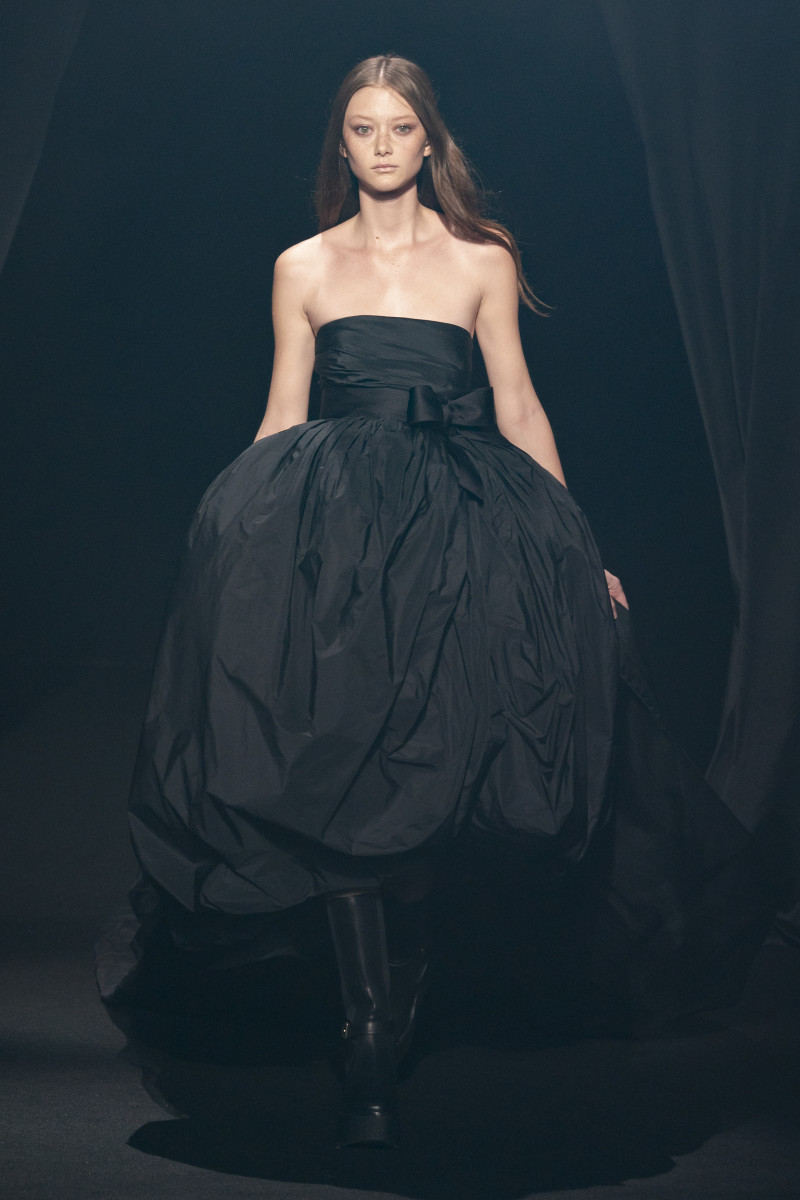 Fashion Pays Tribute to Alber Elbaz