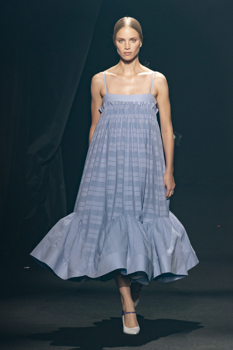 Fashion Pays Tribute to Alber Elbaz