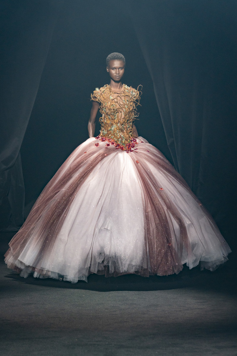Fashion Pays Tribute to Alber Elbaz