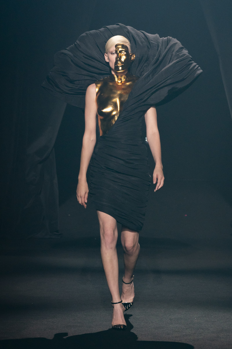 Fashion Pays Tribute to Alber Elbaz
