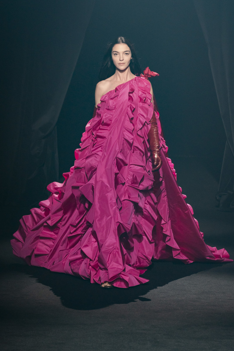 Fashion Pays Tribute to Alber Elbaz