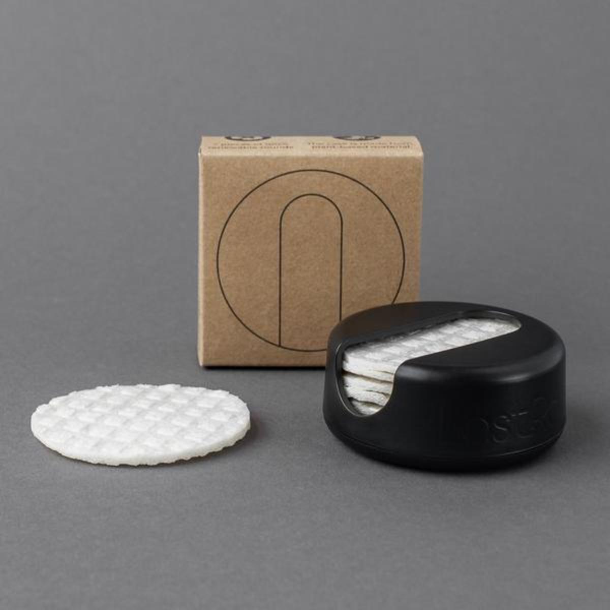 Help Cut Waste From Your Beauty Routine With These Reusable Makeup Wipes