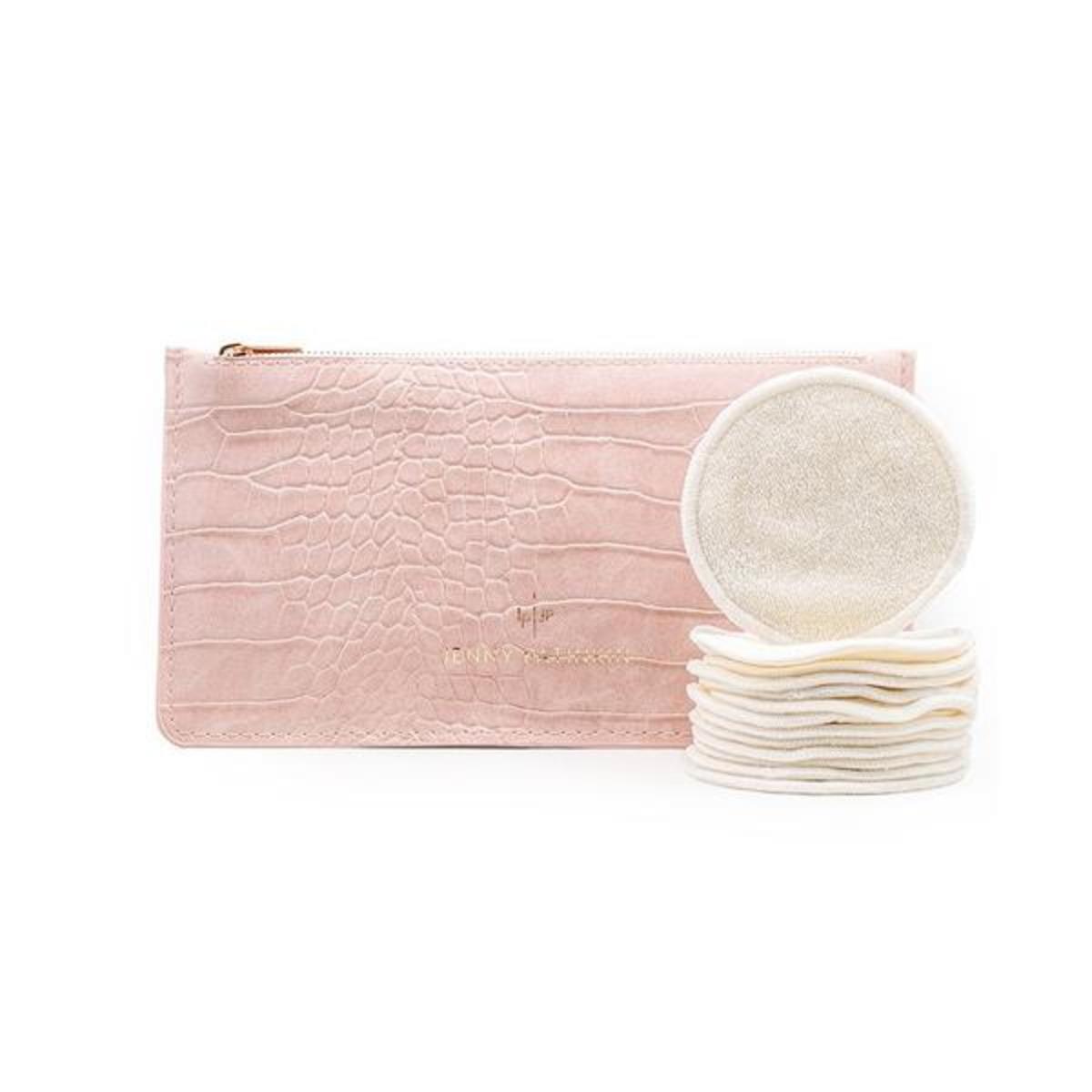 Help Cut Waste From Your Beauty Routine With These Reusable Makeup Wipes