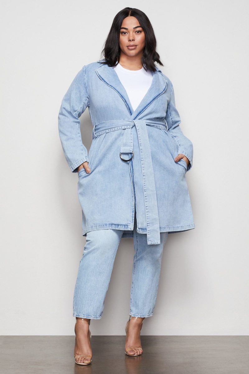 13 Oversized Denim Jackets on Sale That Are Perfect for Tackling Trans-seasonal Weather