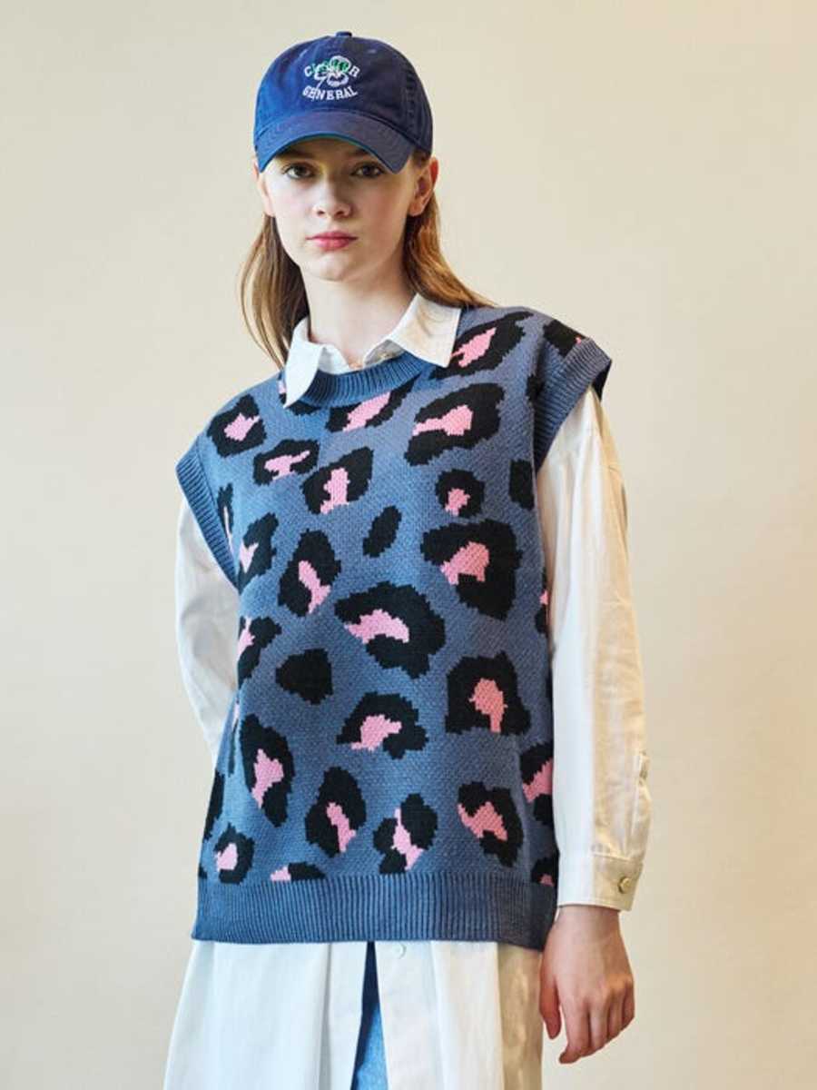 This Is the Best Way to Warm Up to Wild Prints