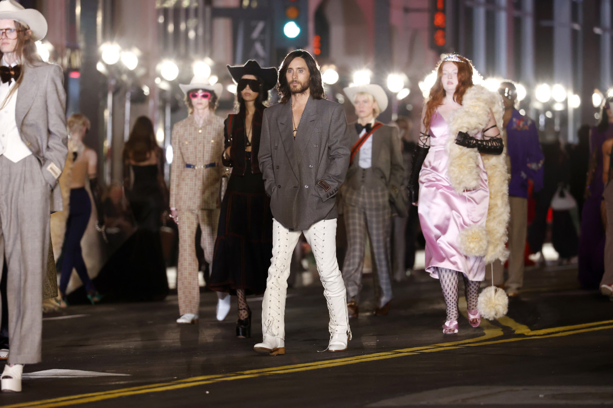  Jared Leto walks the runway during Gucci Love Parade 