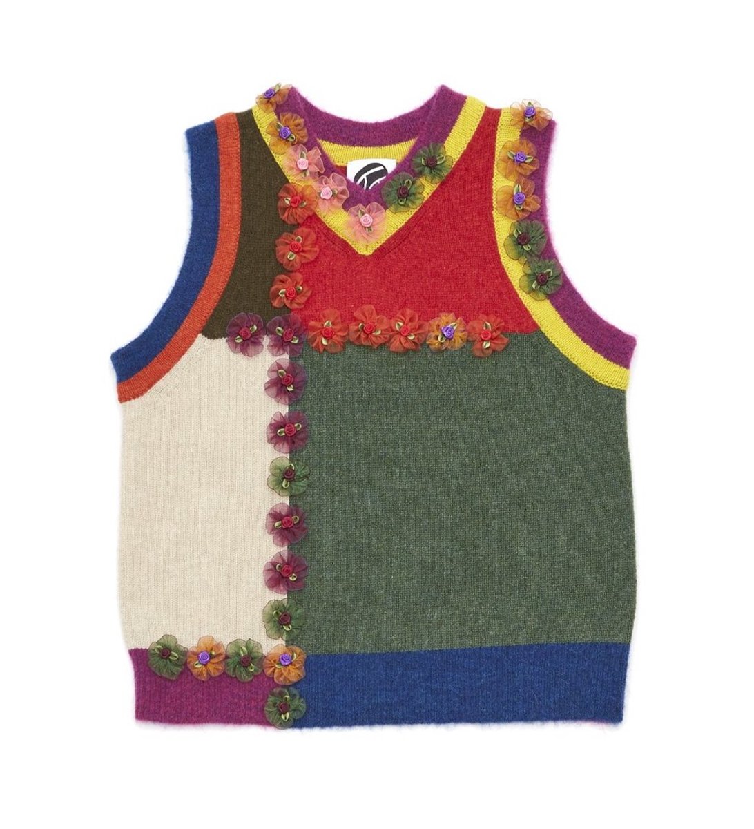 29 Wishlist-Worthy Gifts by AAPI-Owned Brands