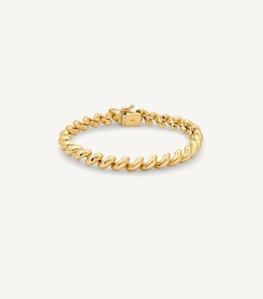 29 Wishlist-Worthy Gifts by AAPI-Owned Brands
