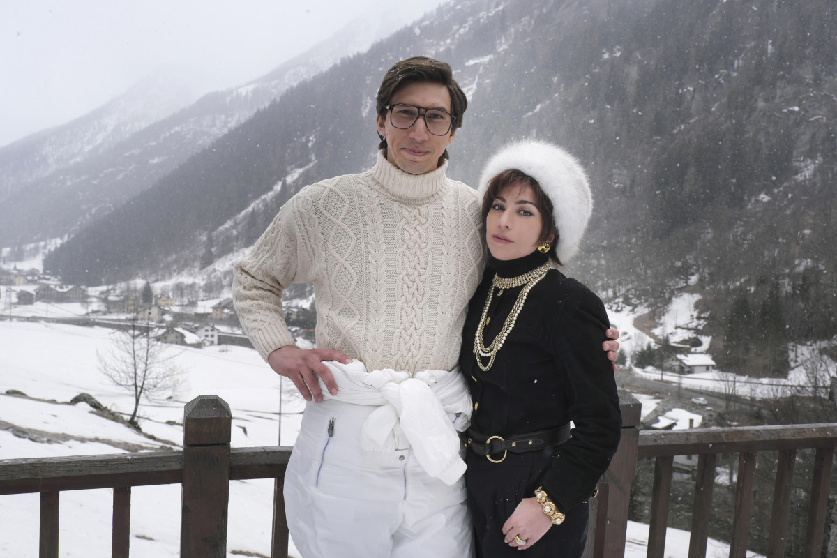 Maurizio in his whites and Patrizia in heavily accessorized après-ski.