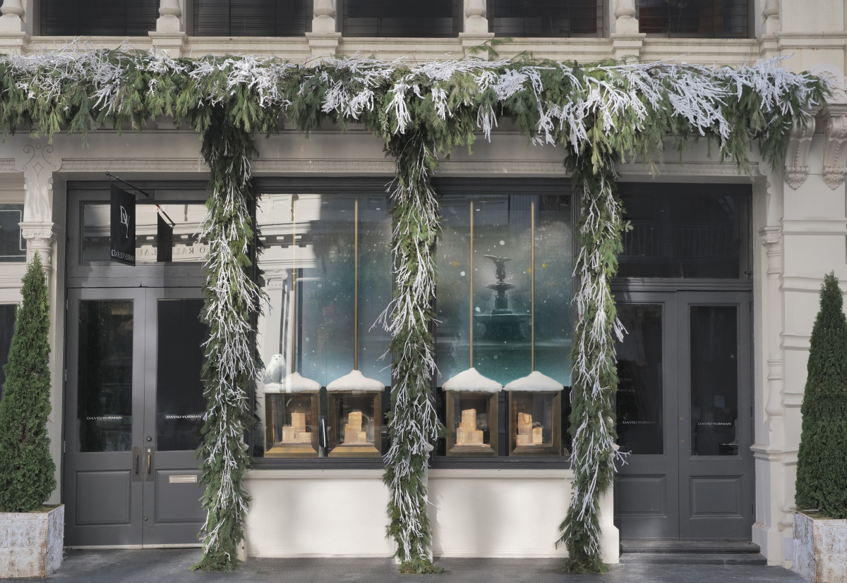 Here Are All the Must-See New York City Holiday Windows