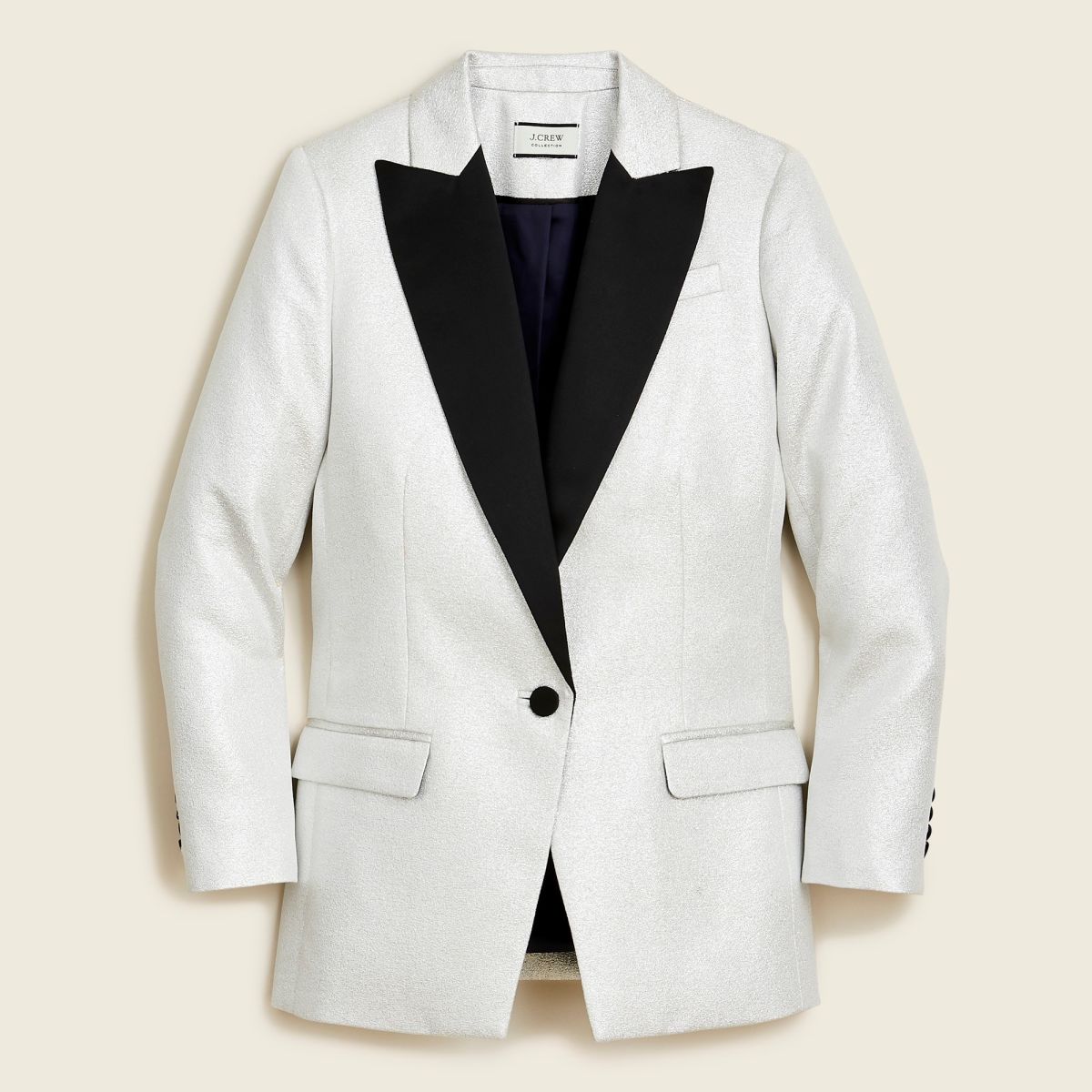 Great Outfits in Fashion History: Solange in a Futuristic Off-White Suit