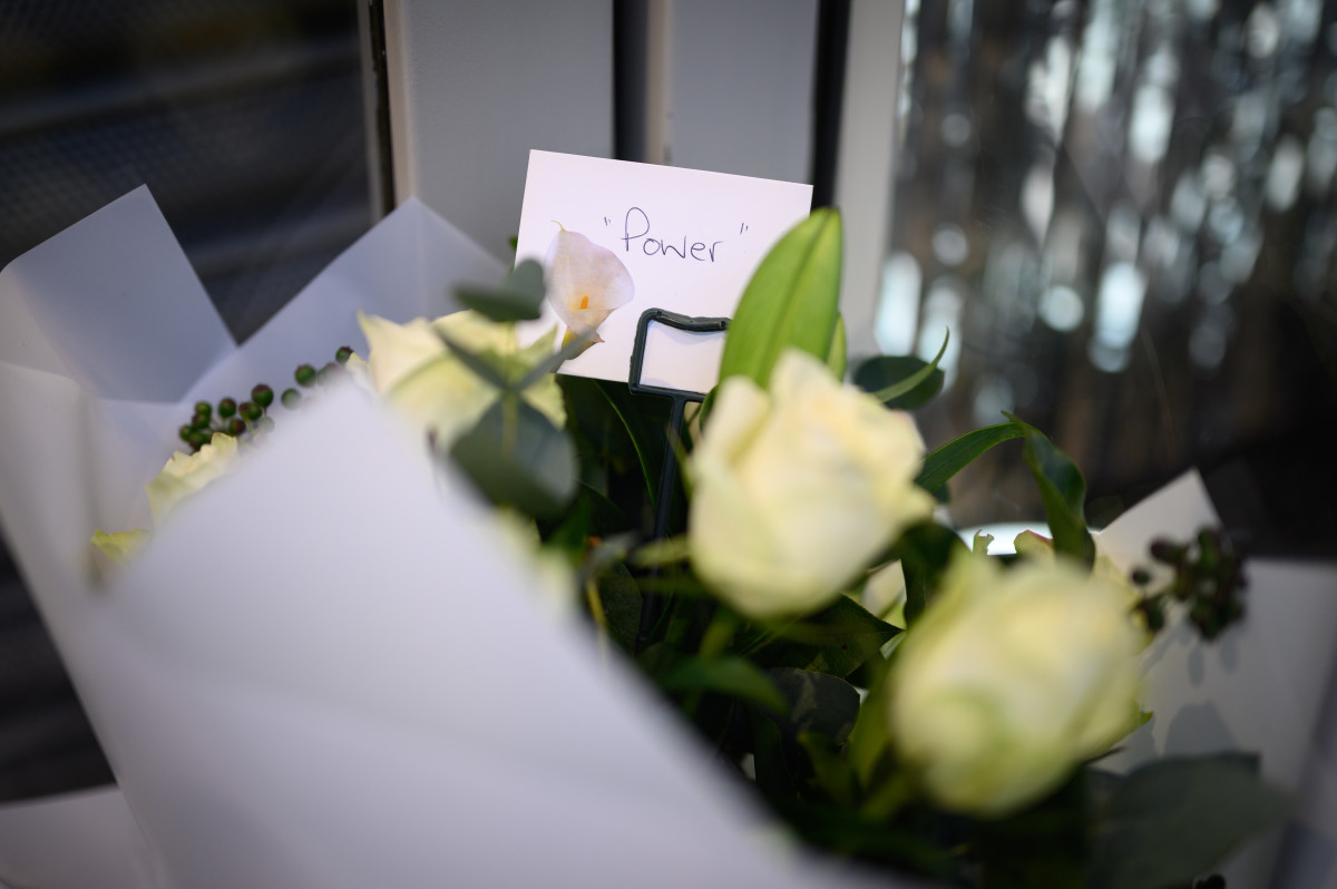 A bouquet of flowers left at the door of Off-White's flagship store in London, following the news of Abloh's passing.