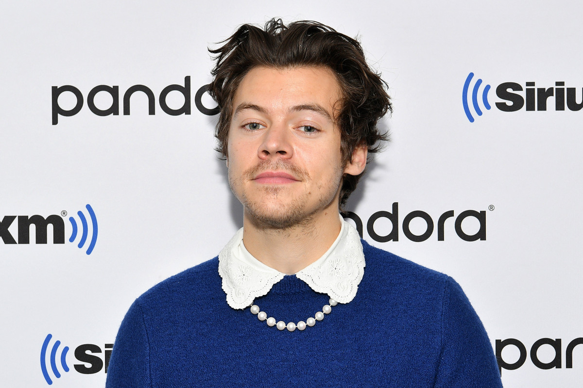 Harry Styles visits SiriusXM Studios on March 02, 2020 in New York City
