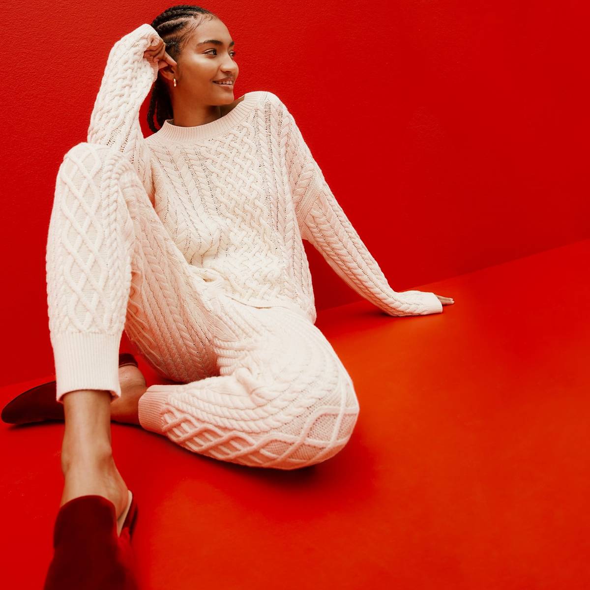 29 Cozy Gifts Perfect for Winter Lounging