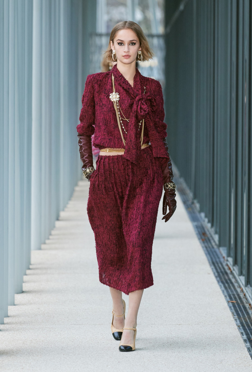 Virginie Viard Ties One on for Chanel Métiers d'Art 2022