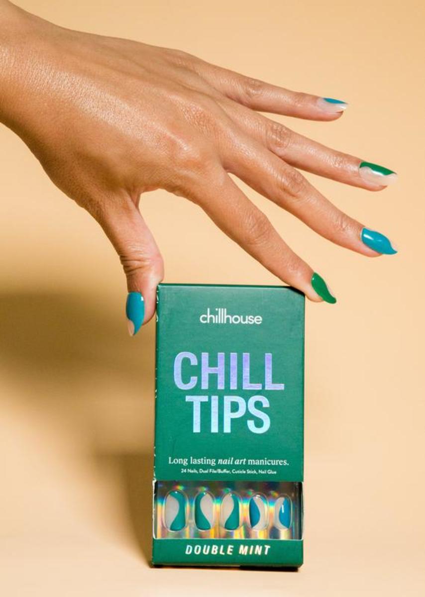 25 Beauty Gifts for $25 or Less That Seem Far More Expensive